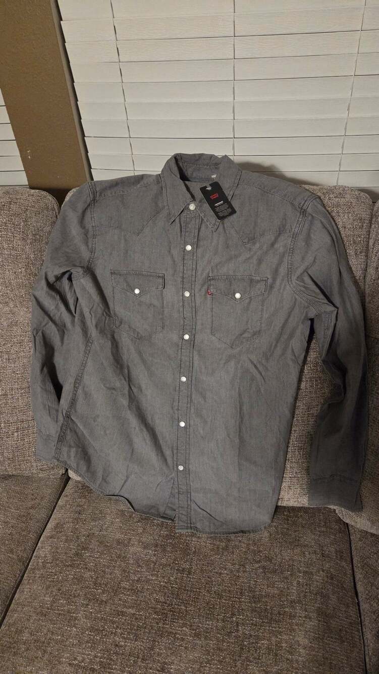 Levi's Men's Standard Fit Lightweight Linen Blend Western Shirt Gray Size L